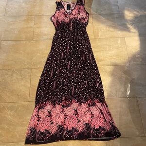 Beautiful Pink and Black Floral Maxi Dress New with Tags